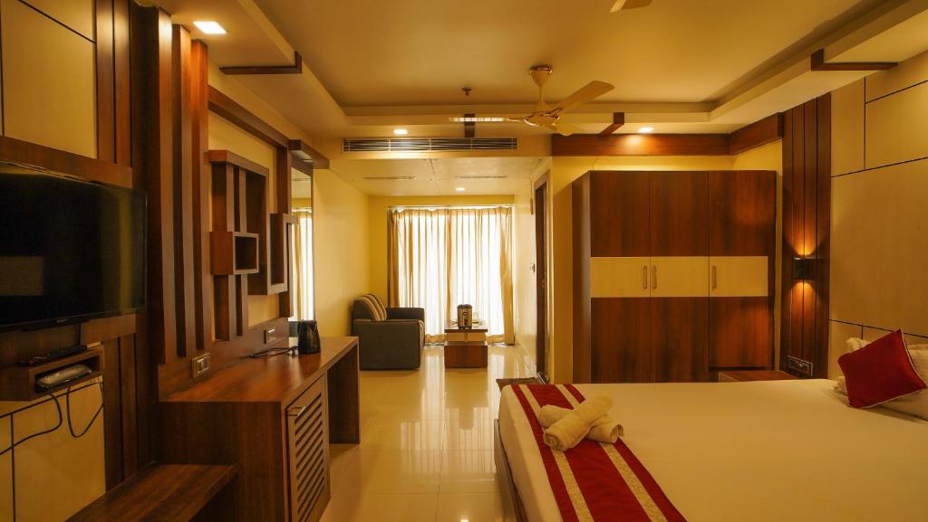 Deluxe room at Sona Jhuri, the best hotel in New Digha for luxurious and cozy stays